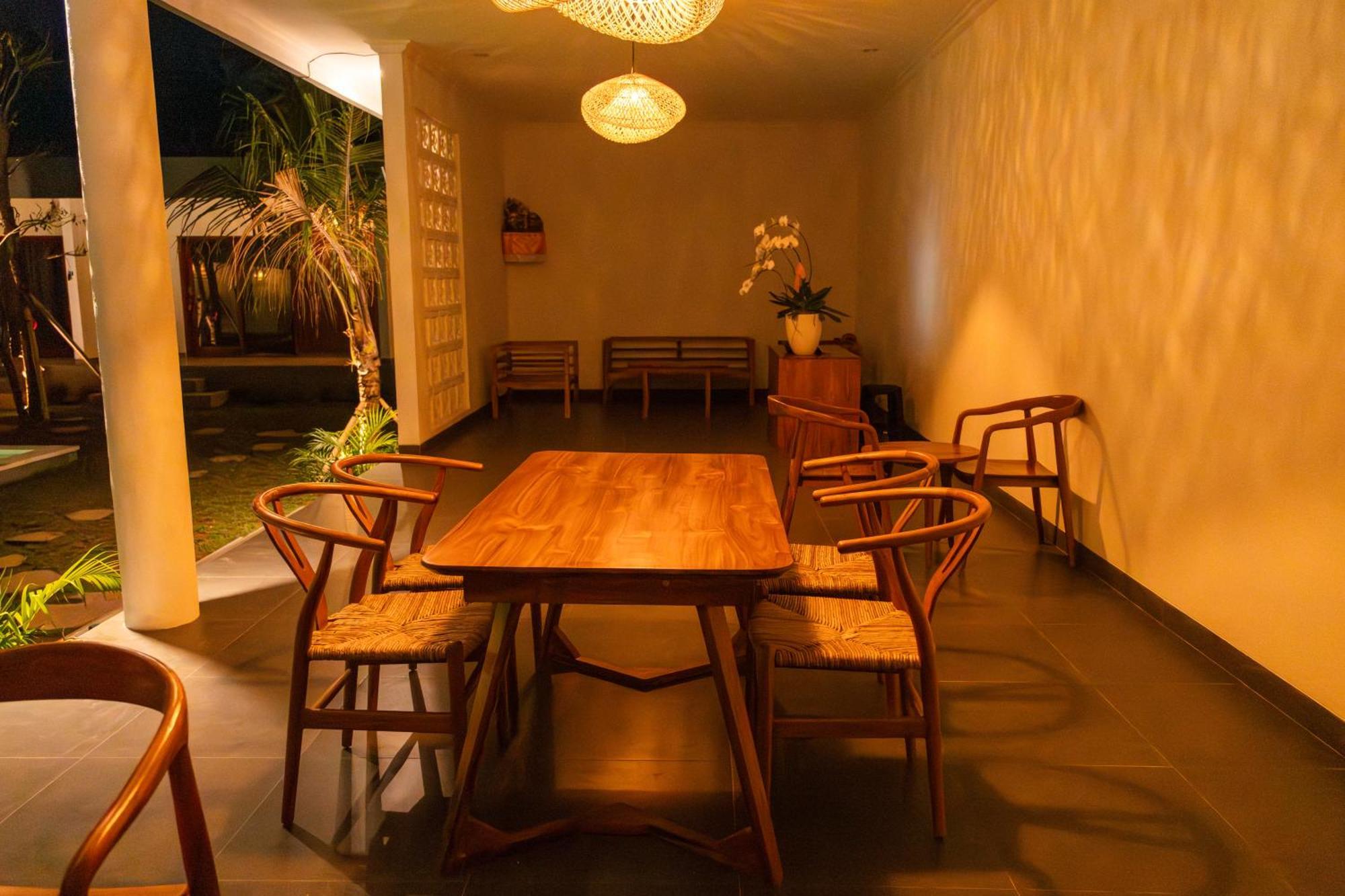 Tropical Almond Villa อูลูวาตู ภายนอก รูปภาพ