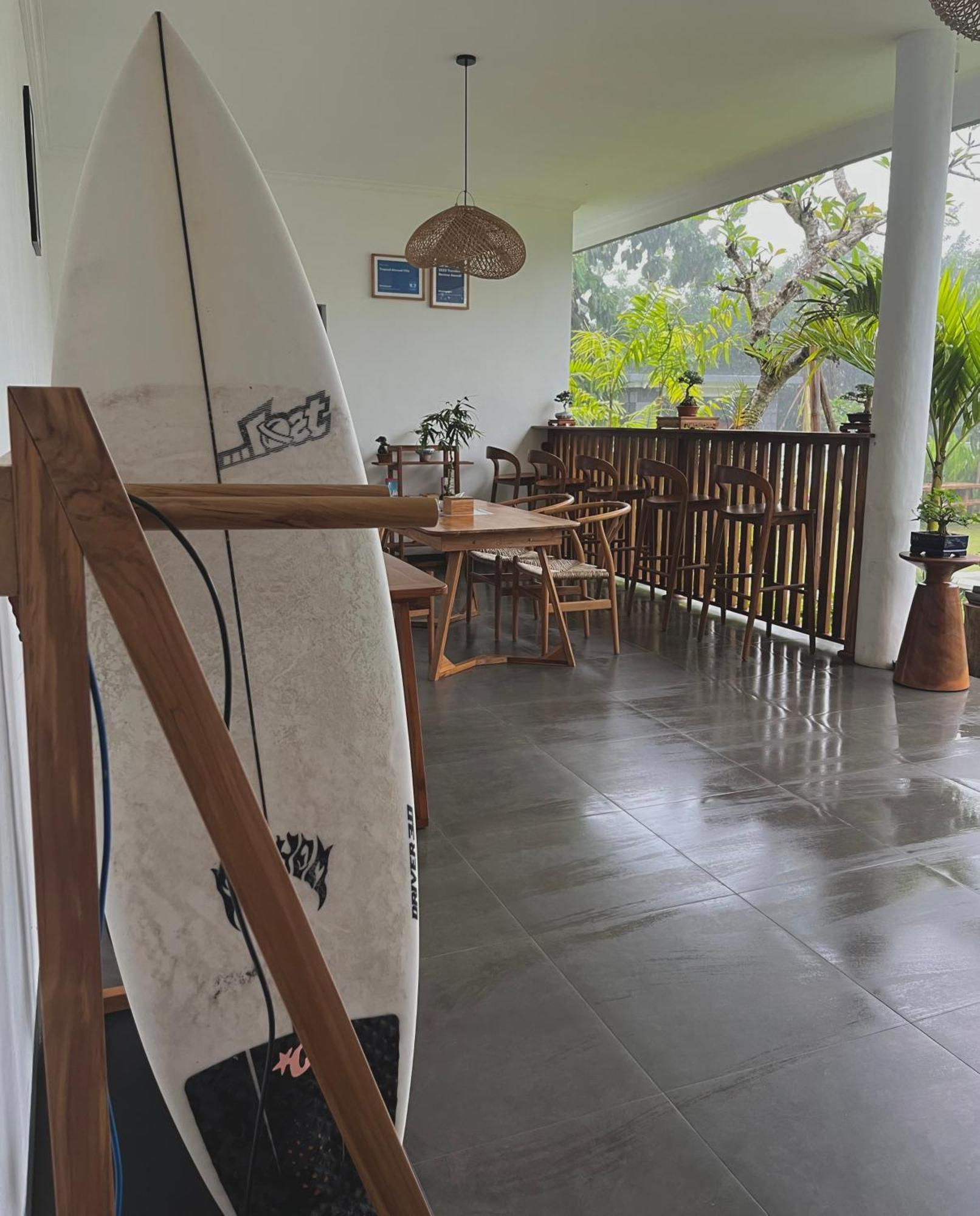 Tropical Almond Villa อูลูวาตู ภายนอก รูปภาพ