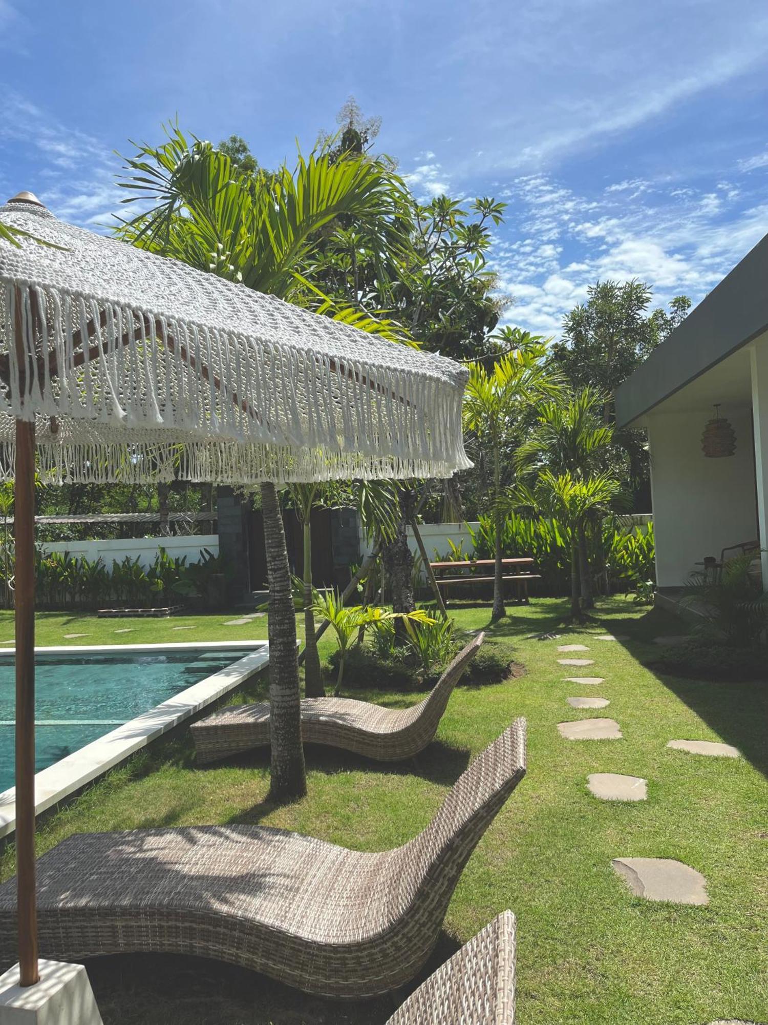 Tropical Almond Villa อูลูวาตู ภายนอก รูปภาพ